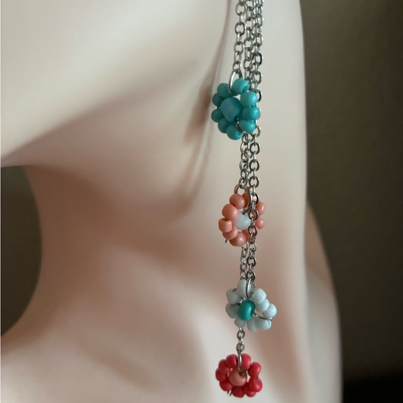 🌼Earrings - Picture 1 of 2